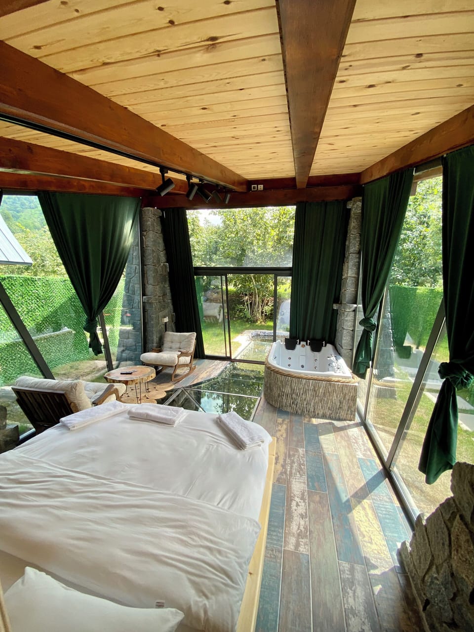 Executive Double Room | Free WiFi
