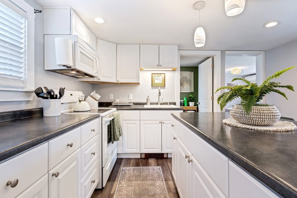 Fully equipped kitchen, designed for comfort and convenience during your stay.