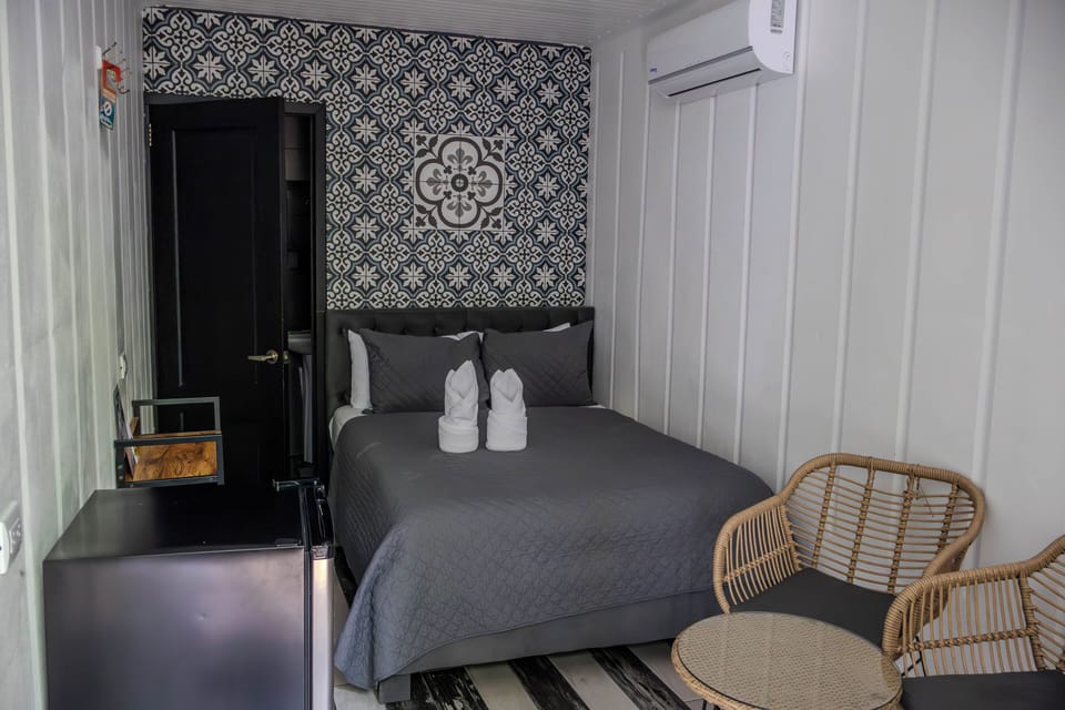 Basic Room | Minibar, free WiFi