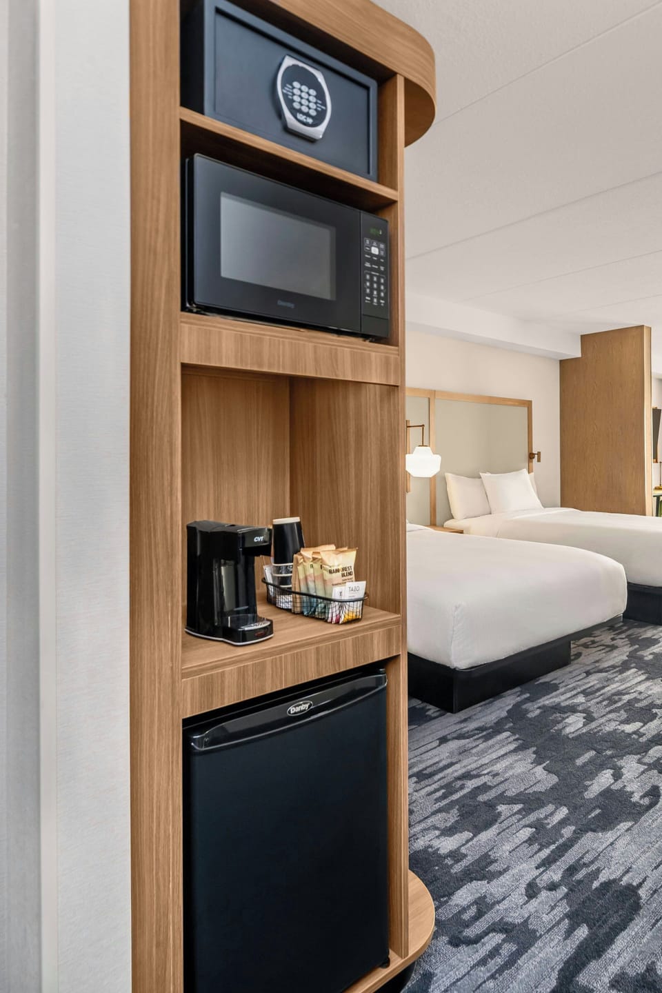 Studio, Multiple Beds | Egyptian cotton sheets, premium bedding, pillowtop beds, in-room safe