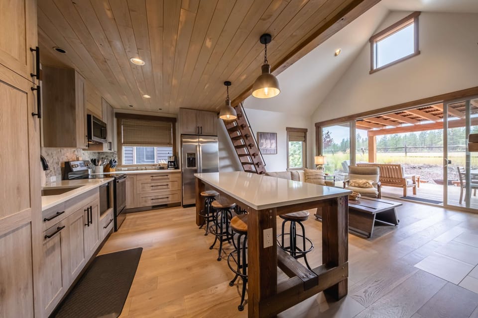 House, Multiple Beds, Hot Tub, Garden View (Getaway at the Wilderness Club) | Private kitchen | Fridge, microwave, oven, stovetop