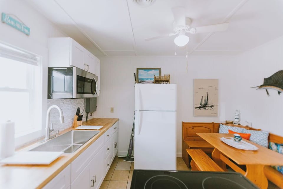 NH337B: Coastal Dunes 2 | Kitchen Area
