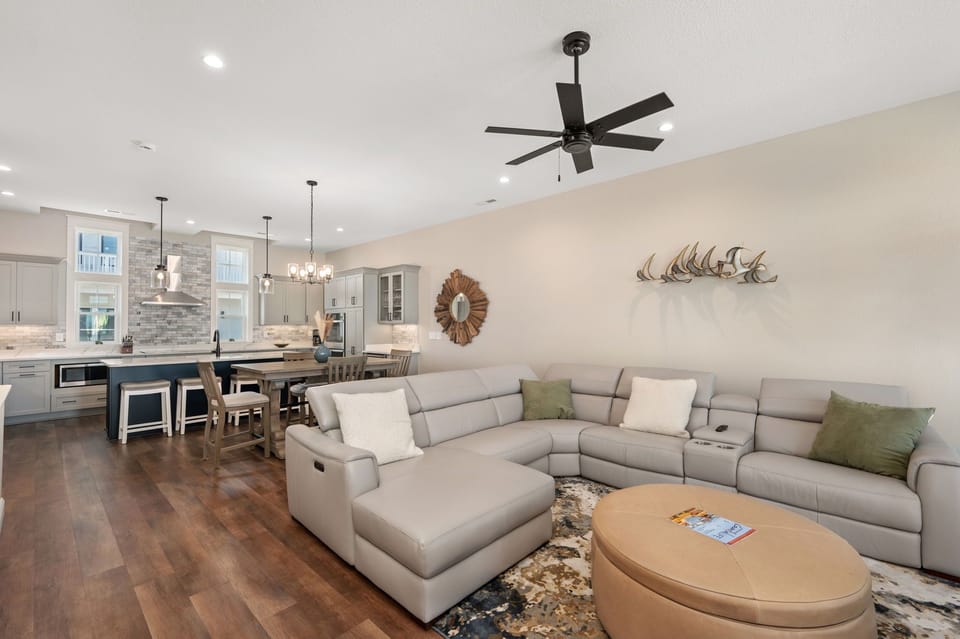 OB303: Casita Miramar! | TL Living Area - Deck Access, Half Bath
