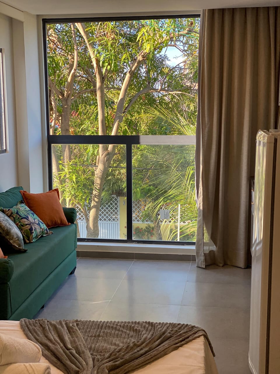 Comfort Studio, City View | Laptop workspace, WiFi (free)