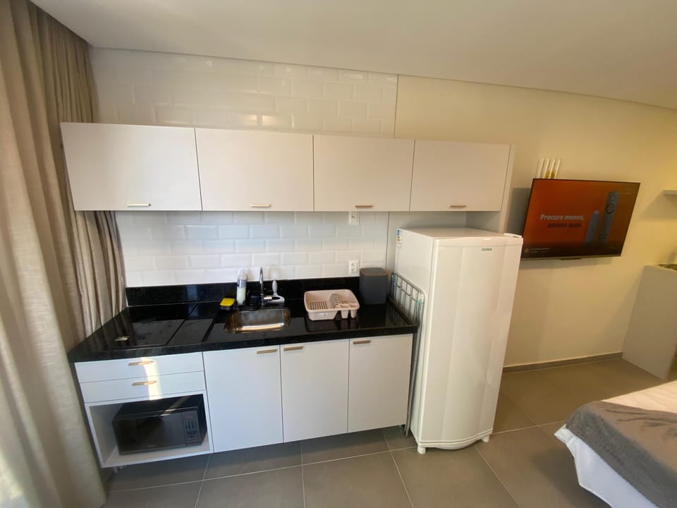 Comfort Studio, City View | Laptop workspace, WiFi (free)