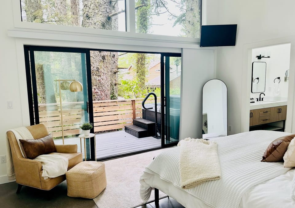 Slide open the glass doors to blur the lines between indoor and outdoor living