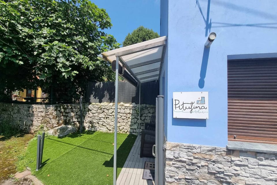 Property building,Facade/entrance