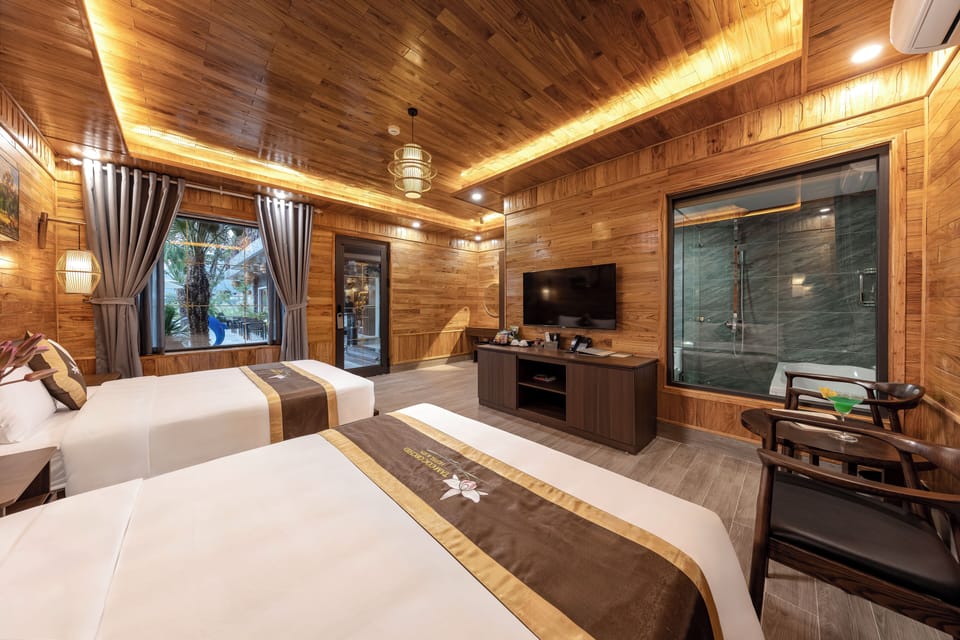 Luxury Twin Room, Mountain View | Minibar, desk, laptop workspace, soundproofing