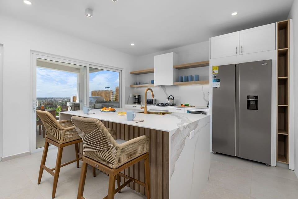 Spectacular View  Private Pool  King Beds  Ensuite (23875)