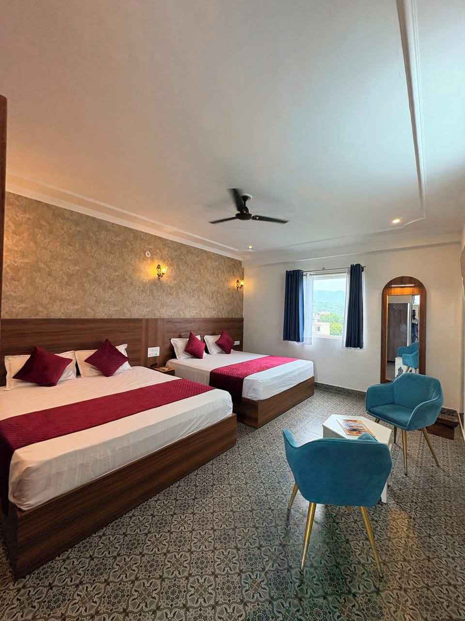 Family Suite | Egyptian cotton sheets, premium bedding, memory foam beds, free WiFi