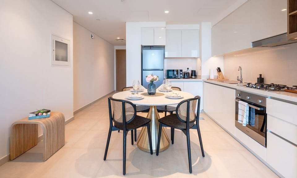 dining area with four-seater arrangement