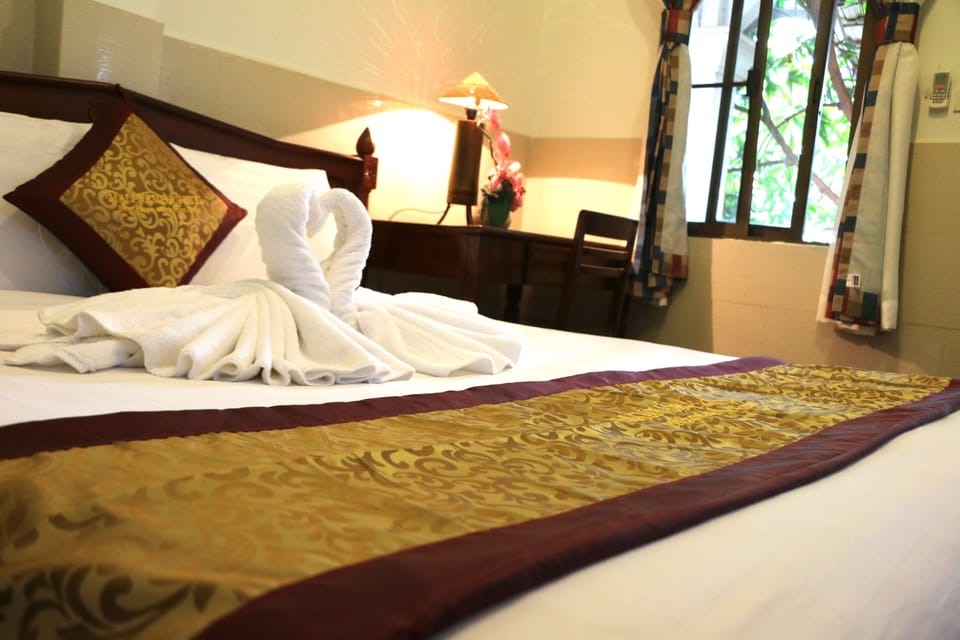Standard Double Room | In-room safe, desk, free WiFi, bed sheets
