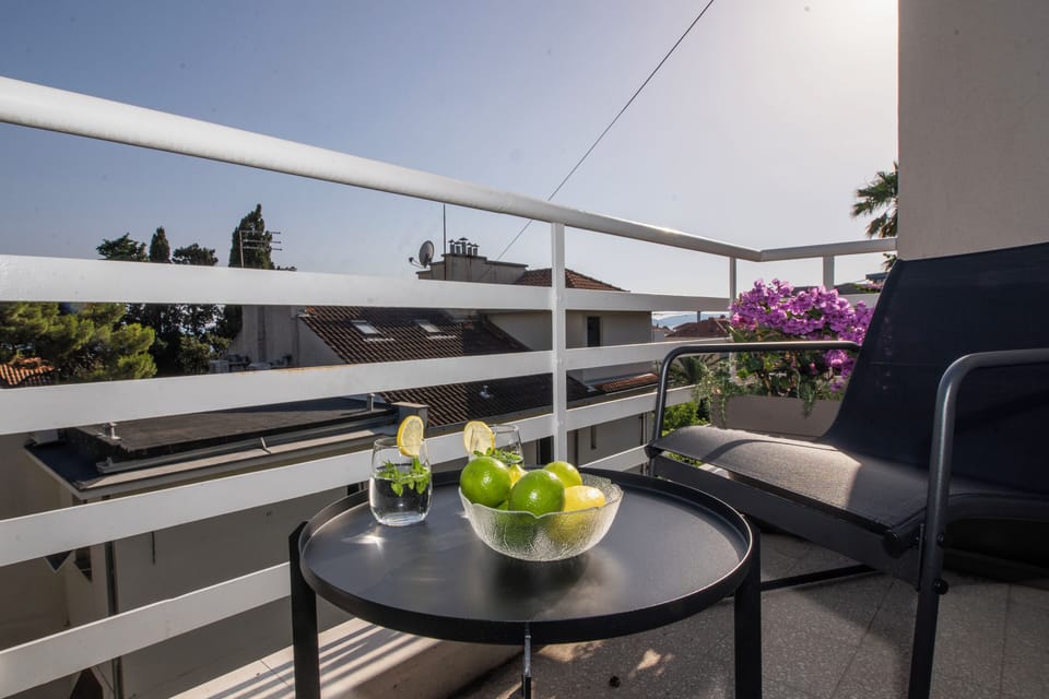 Deluxe Apartment, Non Smoking | Terrace/patio