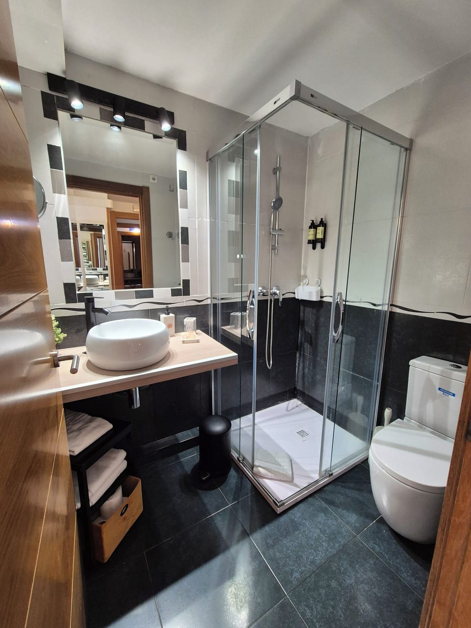 Superior Double Room, Balcony, City View | Bathroom | Shower, hair dryer, towels, soap