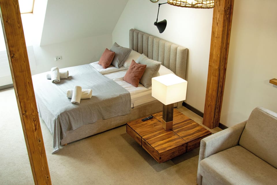 Comfort Studio Suite | Soundproofing, free WiFi, bed sheets