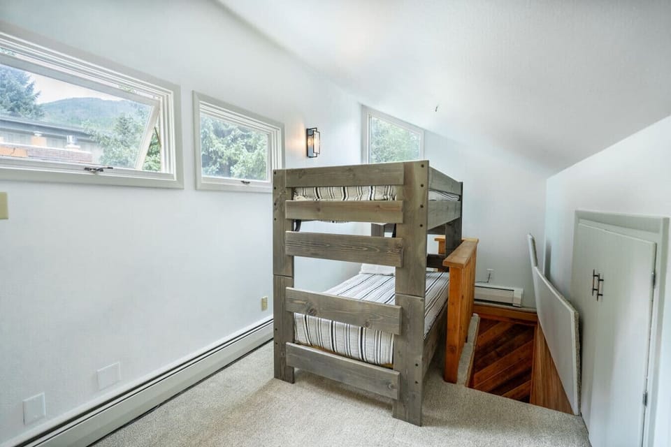 Bedroom 2: Two twin bunk beds in loft
