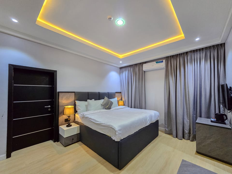 Apartment, City View | Premium bedding, desk, laptop workspace, free WiFi