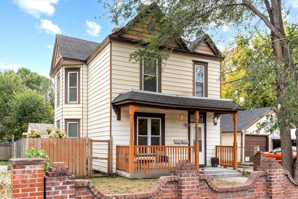 Welcome to Tulip House, nestled in the heart of South Minneapolis. 