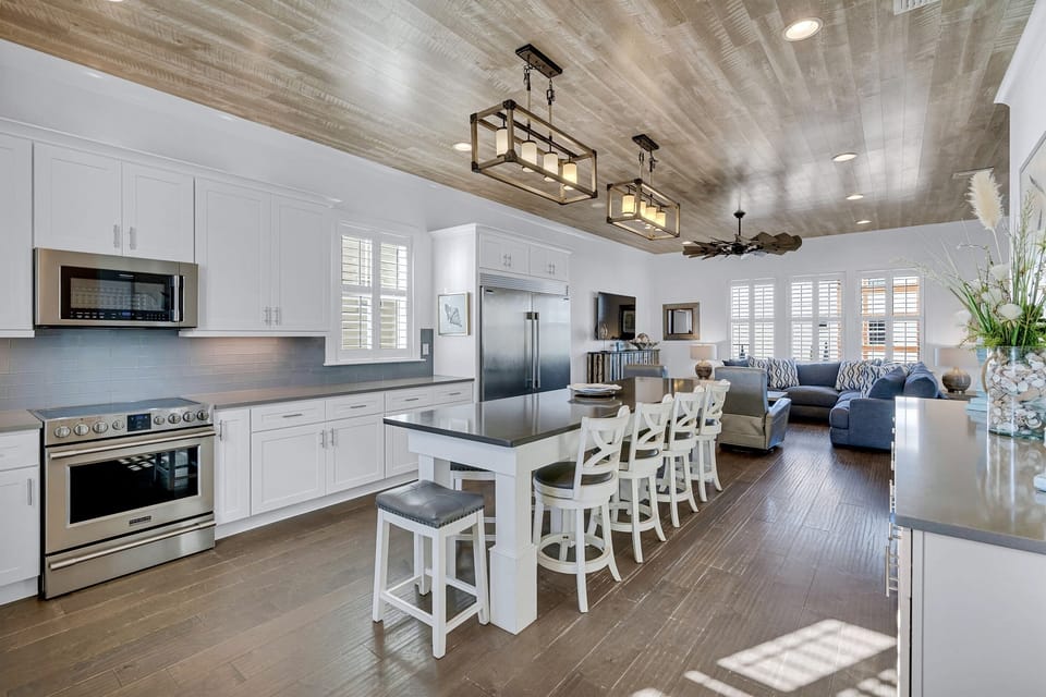 2nd Floor - Kitchen and dining area