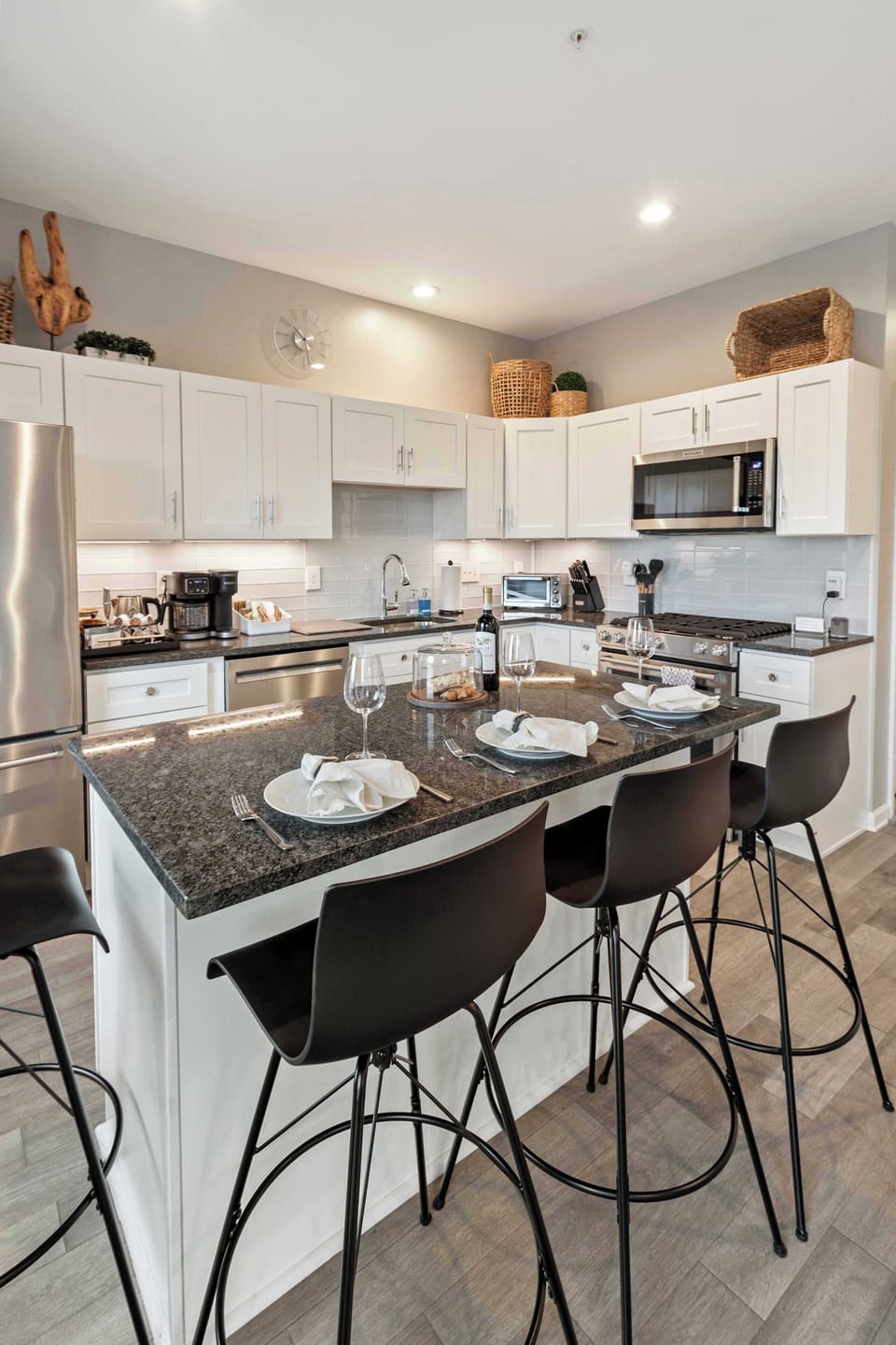 Gourmet kitchen with island seating for 4