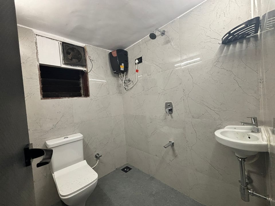 Shower, soap, shampoo
