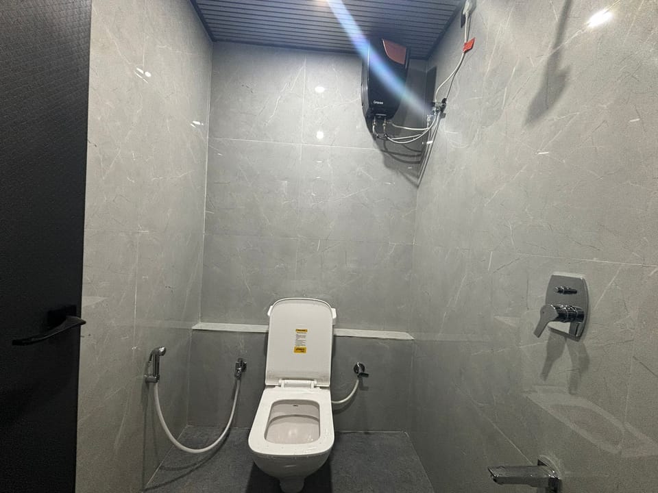 1 bedroom, soundproofing
