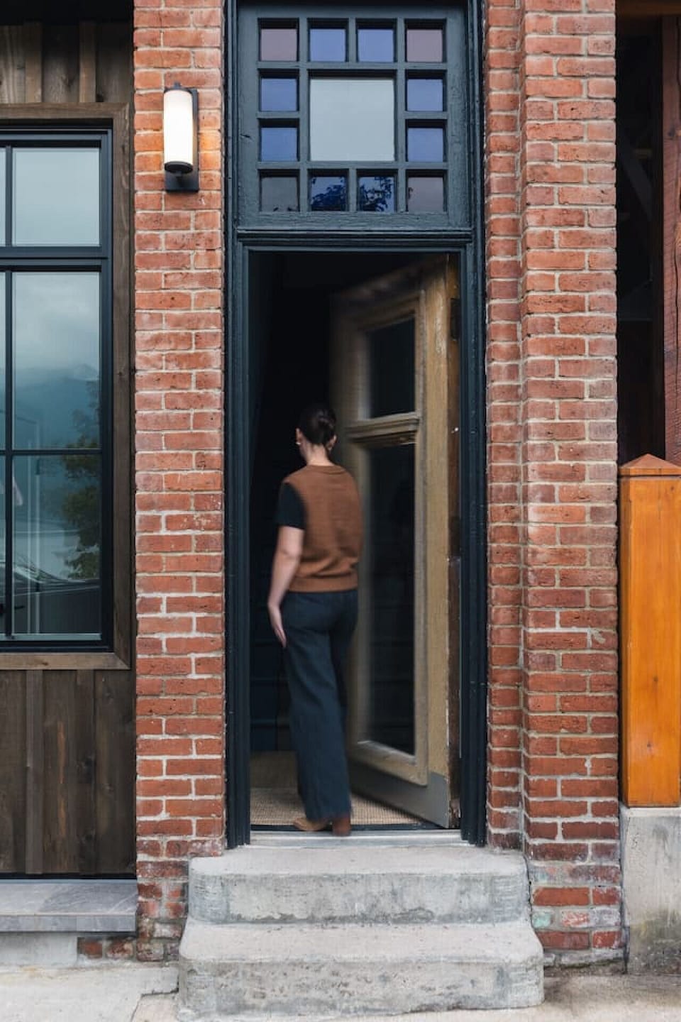 Loki`s Loft & Cellar front entrance