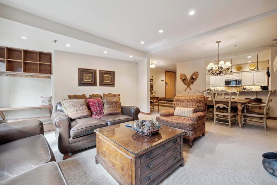 woodrunplace-18-5486_54065111211_o
