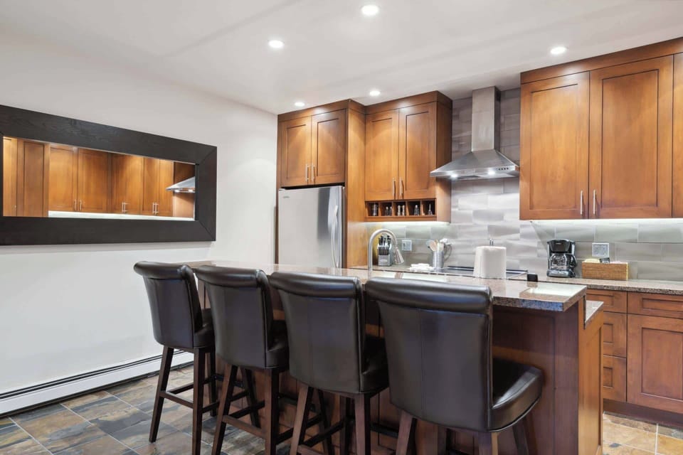 woodrunplace-35-4325_54030177869_o