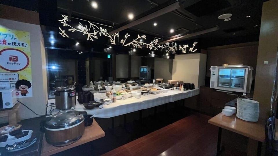 Daily buffet breakfast for a fee