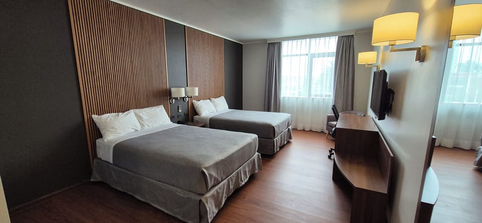 Twin Room | In-room safe, free WiFi, bed sheets