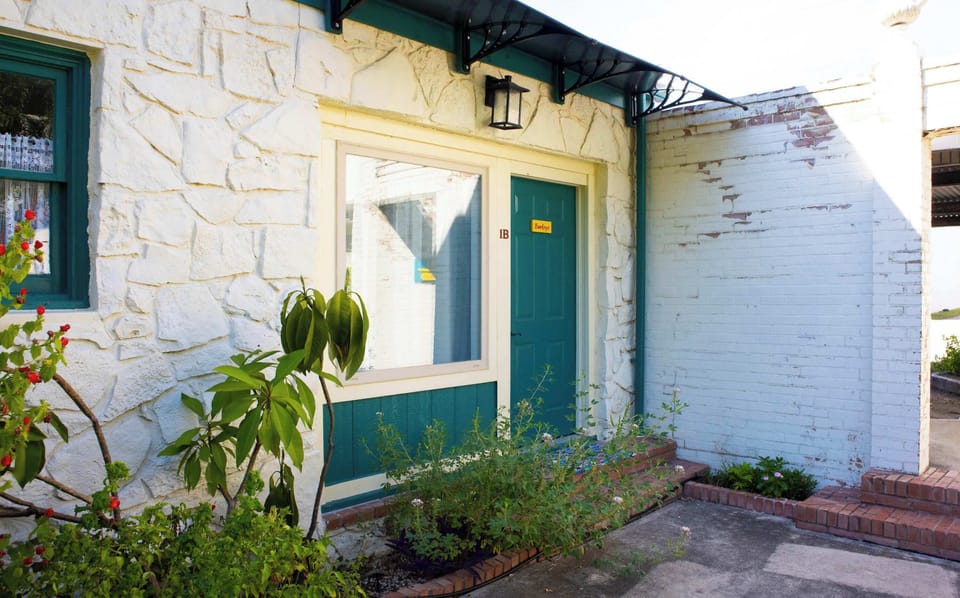 Welcome to Mariposa Buckeye!