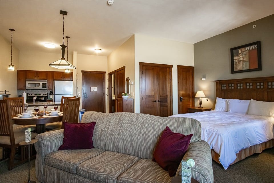 Spacious and thoughtfully decorated, this studio condo offers comfort, style, and plenty of room to relax.