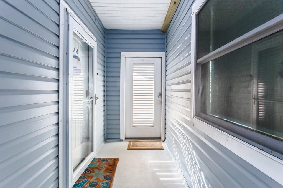 Enjoy the ultimate beach retreat at this cozy Oceanside Bungalow, perfectly situated at MP 7.5 in the heart of the Outer Banks!