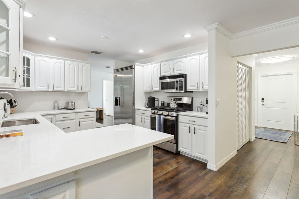 Gourmet Kitchen