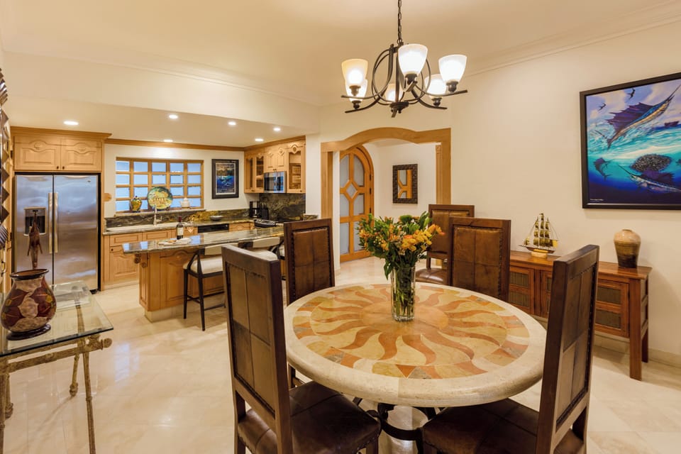 True 2 bedroom-open concept-villa!