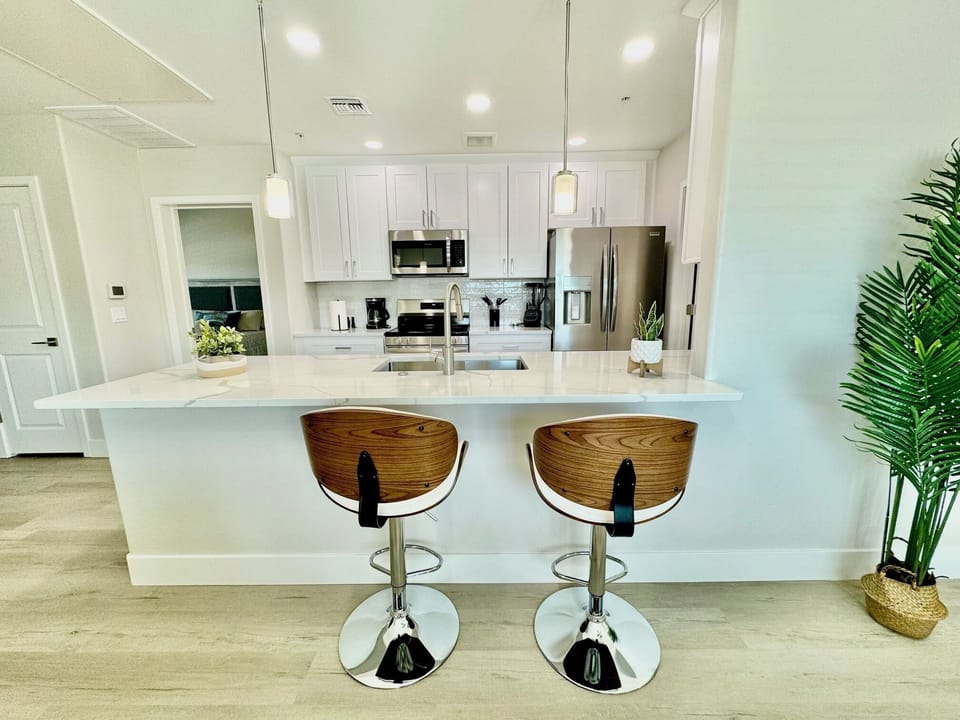 Kitchen Bar