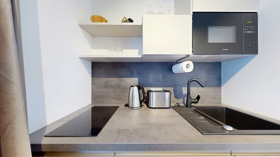 Voll ausgestattete Kitchenette im N°8A Boardinghouse Lüneburg (2)