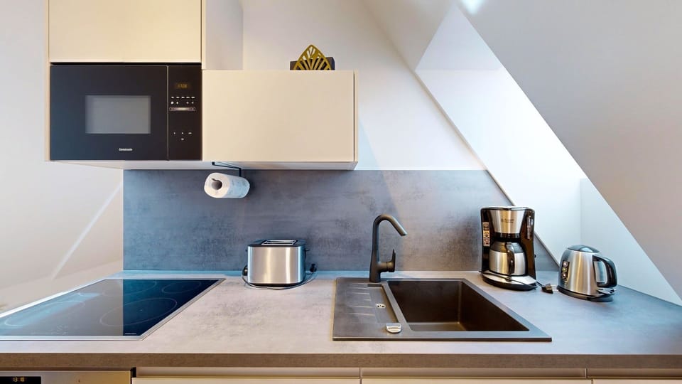Voll ausgestattete Kitchenette im N°8A Boardinghouse Lüneburg
