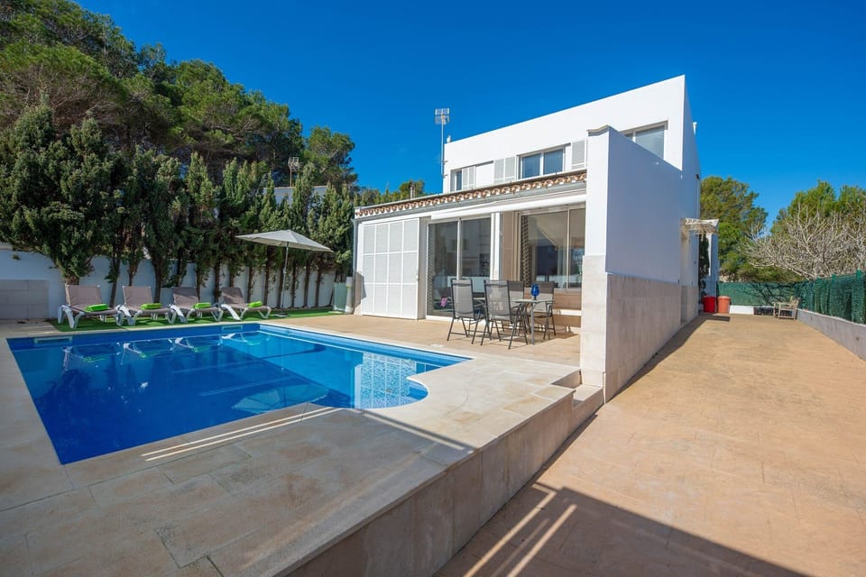 Holiday Home Swimming Pool