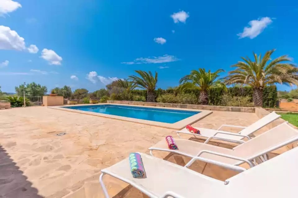 Holiday Home Swimming Pool
