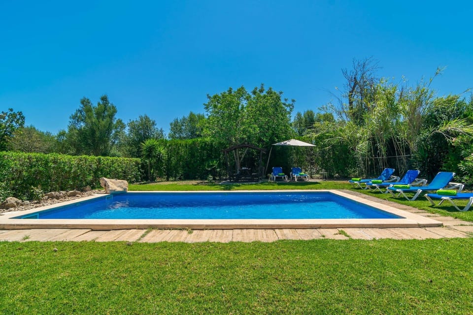 Holiday Home Swimming Pool