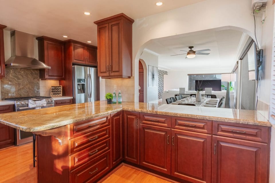 Fully equipped spacious kitchen.