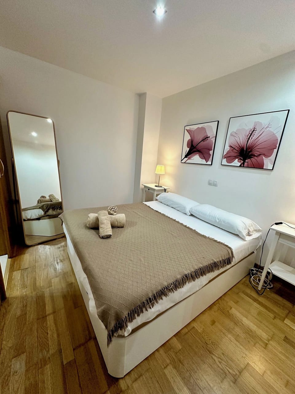 2 bedrooms