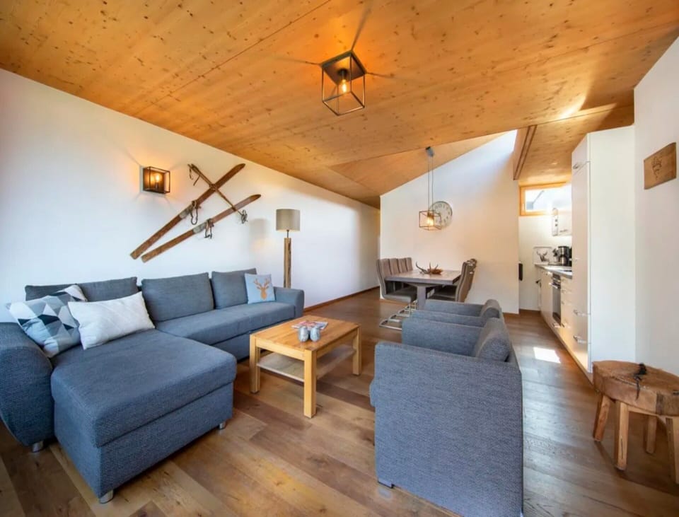 House | Living room