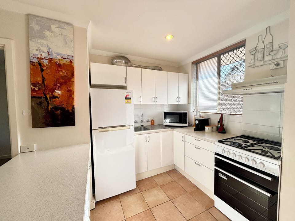 Kitchen ready for any meal, expresso coffee machine and more