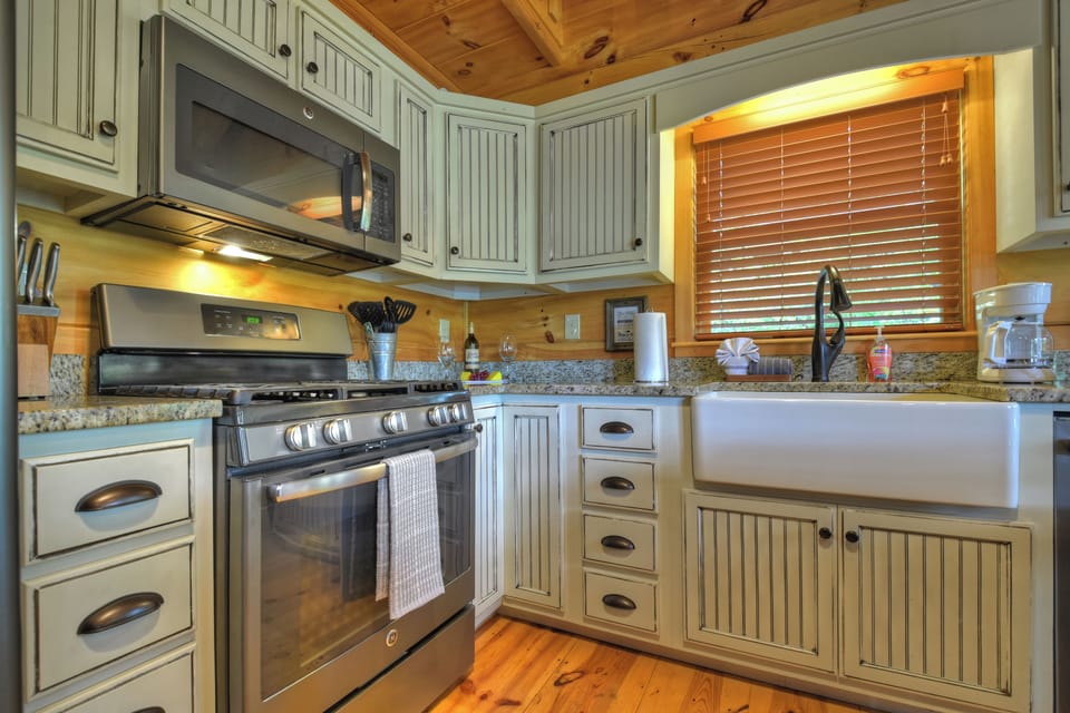 Custom cabinets at this luxury Blue Ridge cabin rental 