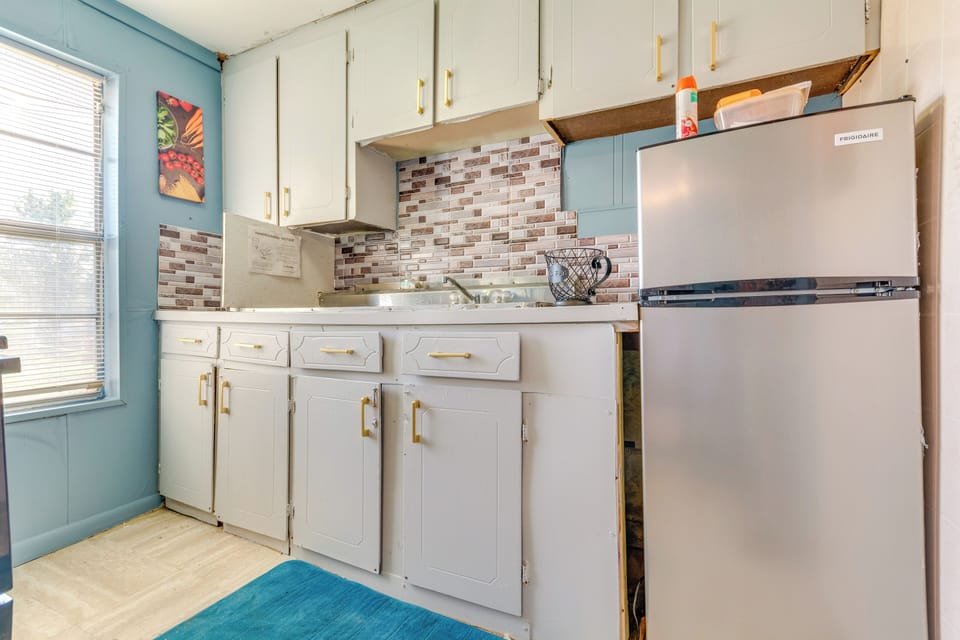 Apartment (0 Bedroom) | Interior