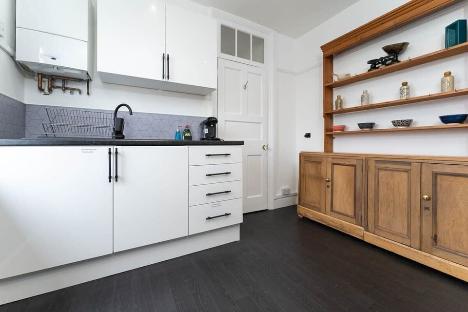 Preston Park Apartment, Brighton and Hove - Host & Stay