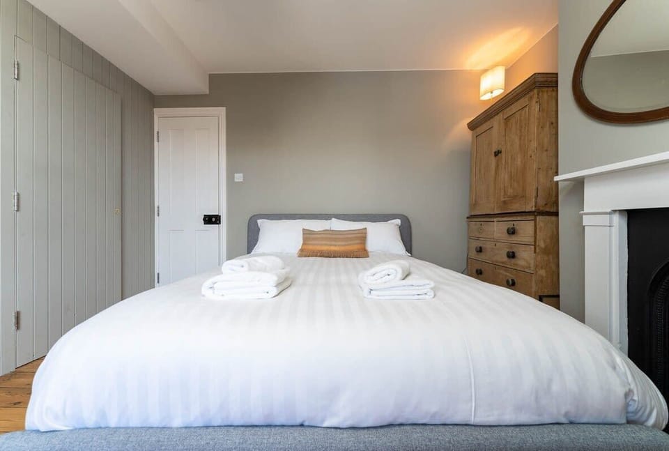 Grove Townhouse, Brighton and Hove - Host & Stay